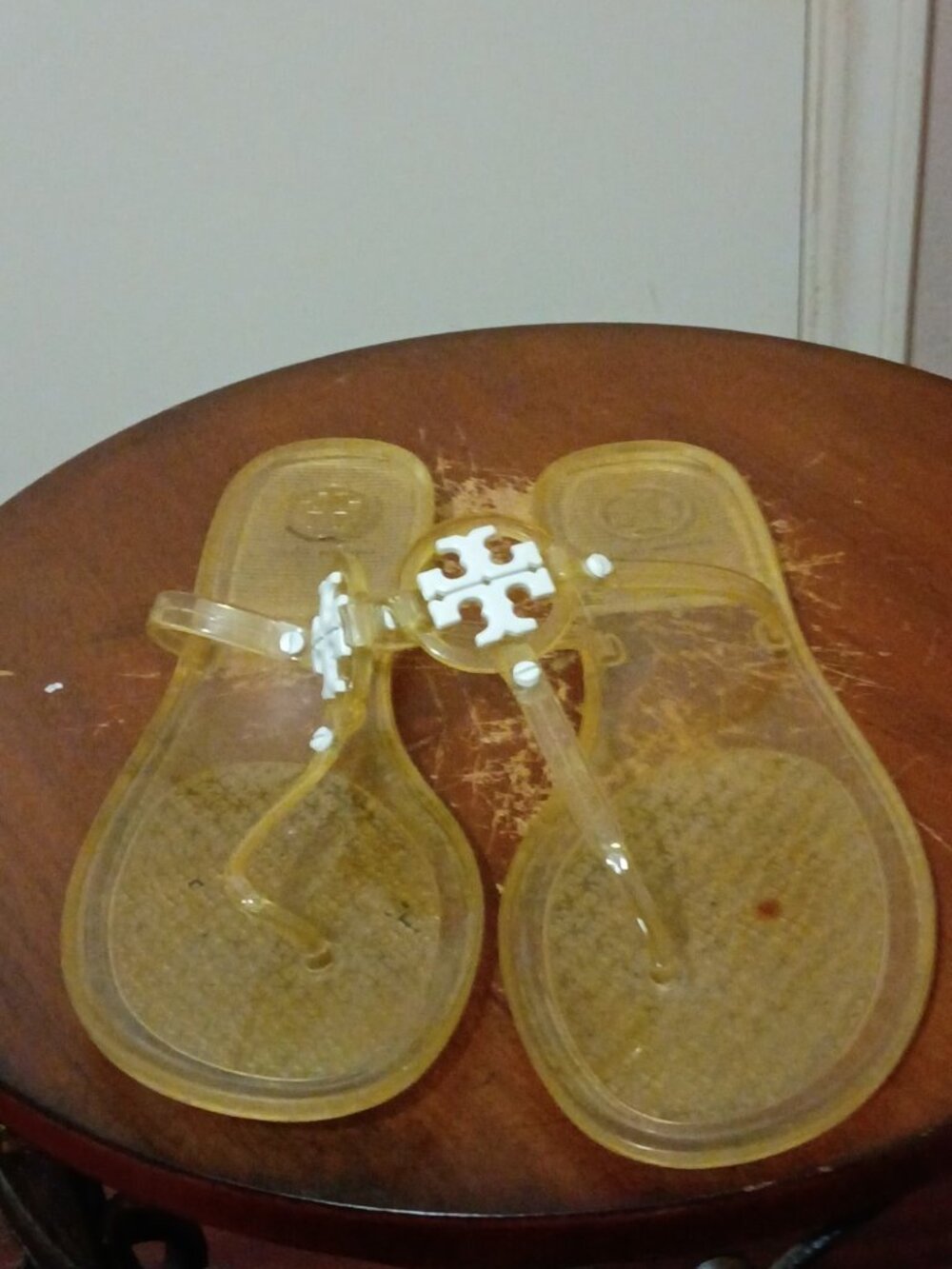 Tory Burch Women's Mini Miller Jelly Thong Sandal Clear & White - Size 8 - Picture 6 of 12